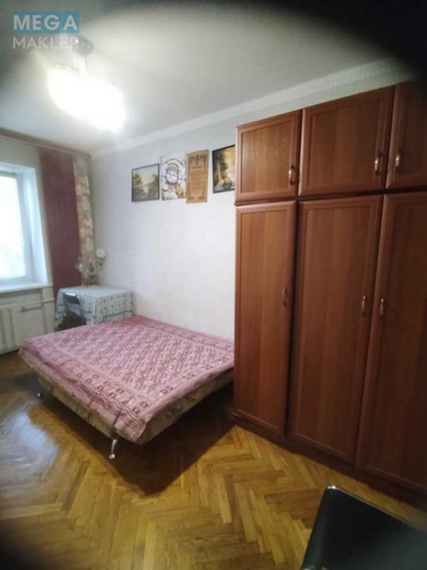 Оренда кімнати (підселення), <a class="location-link" href="/kiev/" title="Недвижимость Київ">Київ</a>, <a class="location-link" href="/kiev/dneprovskij/" title="Недвижимость Дніпровський район">Дніпровський р-н</a>, Соборності просп., 4 (изображение 2)
