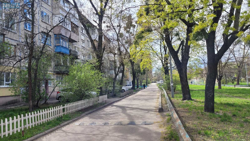 Продаж 1 кімнатної квартири (29/15/5), 3 пов. 4 пов. будинку, <a class="location-link" href="/kiev/" title="Недвижимость Київ">Київ</a>, <a class="location-link" href="/kiev/dneprovskij/" title="Недвижимость Дніпровський район">Дніпровський р-н</a>, Курнатовського вул., 15б (изображение 12)