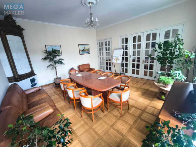 Оренда комерційної нерухомості, 161&nbsp;кв.м, под офис, <a class="location-link" href="/kiev/" title="Недвижимость Київ">Київ</a>, <a class="location-link" href="/kiev/pecherskij/" title="Недвижимость Печерський район">Печерський р-н</a>, Бессарабская пл., 9/1 (изображение 6)