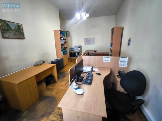 Оренда комерційної нерухомості, 161&nbsp;кв.м, под офис, <a class="location-link" href="/kiev/" title="Недвижимость Київ">Київ</a>, <a class="location-link" href="/kiev/pecherskij/" title="Недвижимость Печерський район">Печерський р-н</a>, Бессарабская пл., 9/1 (изображение 13)