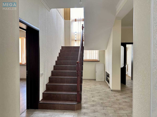 Продаж дома, 2&nbsp;поверху, 337&nbsp;кв.м, 5&nbsp;кімнат, ділянка 6&nbsp;соток, <a class="location-link" href="/vasilkov/" title="Недвижимость Васильків">Васильків</a>, Сосновая (изображение 10)