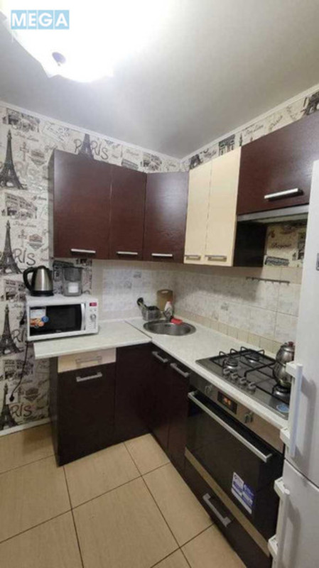 Продаж 3 кімнатної квартири (56/?/6), 2 пов. 5 пов. будинку, <a class="location-link" href="/kiev/" title="Недвижимость Київ">Київ</a>, <a class="location-link" href="/kiev/solomenskij/" title="Недвижимость Солом'янський район">Солом'янський р-н</a>, Чоколовский бульв., 35 (изображение 3)