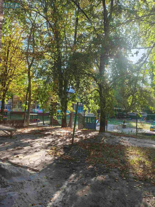 Продаж 3 кімнатної квартири (56/?/6), 2 пов. 5 пов. будинку, <a class="location-link" href="/kiev/" title="Недвижимость Київ">Київ</a>, <a class="location-link" href="/kiev/solomenskij/" title="Недвижимость Солом'янський район">Солом'янський р-н</a>, Чоколовский бульв., 35 (изображение 22)