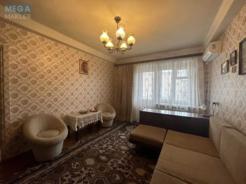Оренда 2 кімнатної квартири, <a class="location-link" href="/kiev/" title="Недвижимость Київ">Київ</a>, <a class="location-link" href="/kiev/pecherskij/" title="Недвижимость Печерський район">Печерський р-н</a>, Леси Украинки бульв., 28 (изображение 2)