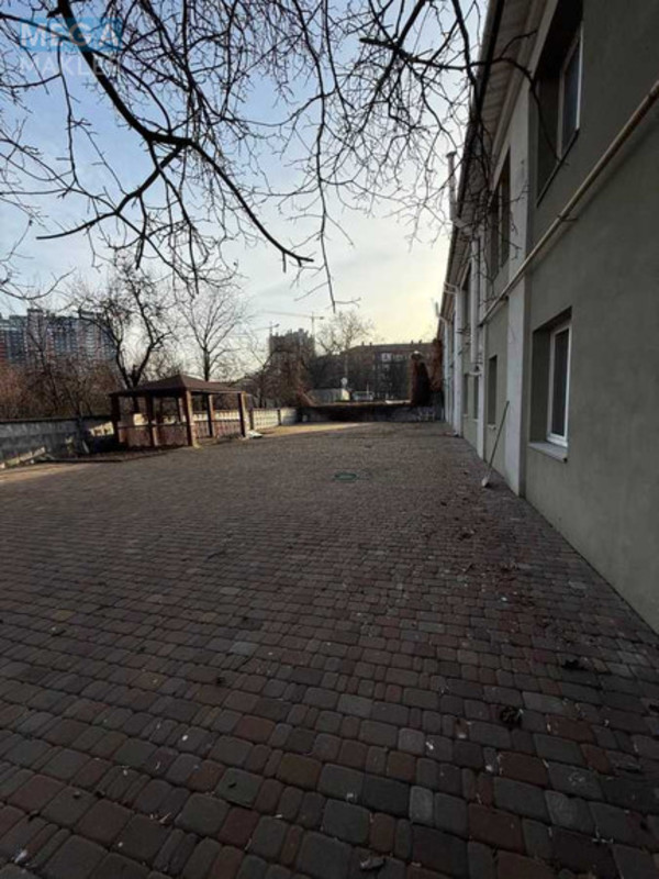 Продаж окремої будівлі/побудови, 470,60&nbsp;кв.м, <a class="location-link" href="/kiev/" title="Недвижимость Київ">Київ</a>, <a class="location-link" href="/kiev/shevchenkovskij/" title="Недвижимость Шевченківський район">Шевченківський р-н</a>, Тропинина ул., 4Б (изображение 2)