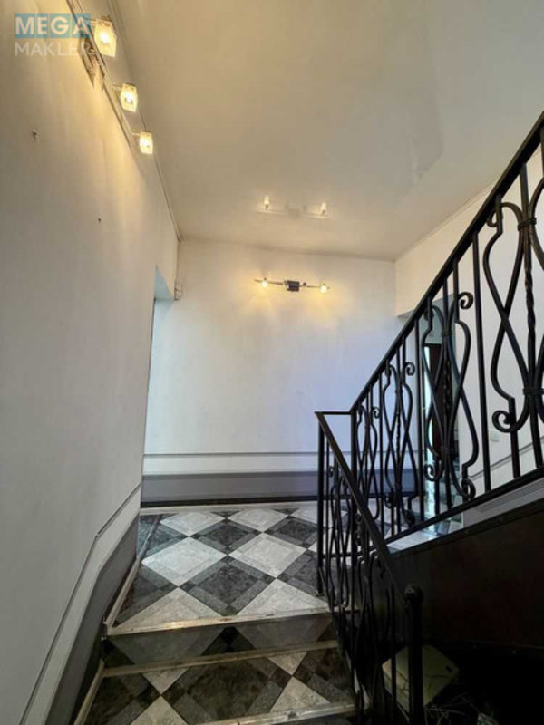 Продаж окремої будівлі/побудови, 470,60&nbsp;кв.м, <a class="location-link" href="/kiev/" title="Недвижимость Київ">Київ</a>, <a class="location-link" href="/kiev/shevchenkovskij/" title="Недвижимость Шевченківський район">Шевченківський р-н</a>, Тропинина ул., 4Б (изображение 5)