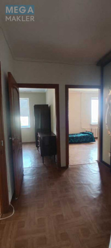 Оренда 3 кімнатної квартири, <a class="location-link" href="/kiev/" title="Недвижимость Київ">Київ</a>, <a class="location-link" href="/kiev/svyatoshinskij/" title="Недвижимость Святошинський район">Святошинський р-н</a>, Гната Юры ул., 14 (изображение 11)