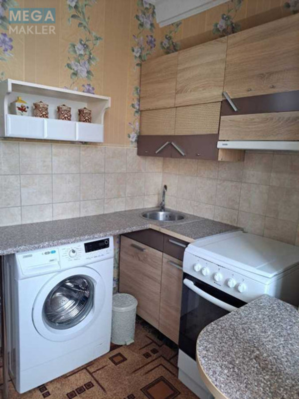 Продаж 1 кімнатної квартири (24/10/5), 9 пов. 9 пов. будинку, <a class="location-link" href="/kiev/" title="Недвижимость Київ">Київ</a>, <a class="location-link" href="/kiev/dneprovskij/" title="Недвижимость Дніпровський район">Дніпровський р-н</a>, Андрія Малишка вул., 17 (изображение 3)