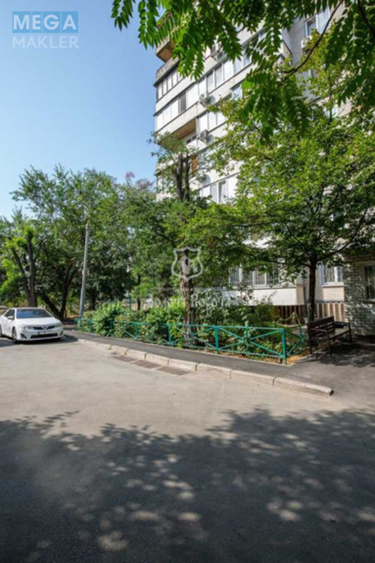 Продаж 2 кімнатної квартири (45/26/6), 6 пов. 9 пов. будинку, <a class="location-link" href="/kiev/" title="Недвижимость Київ">Київ</a>, <a class="location-link" href="/kiev/obolonskij/" title="Недвижимость Оболонський район">Оболонський р-н</a>, Героїв Сталінграду просп., 15б (изображение 21)