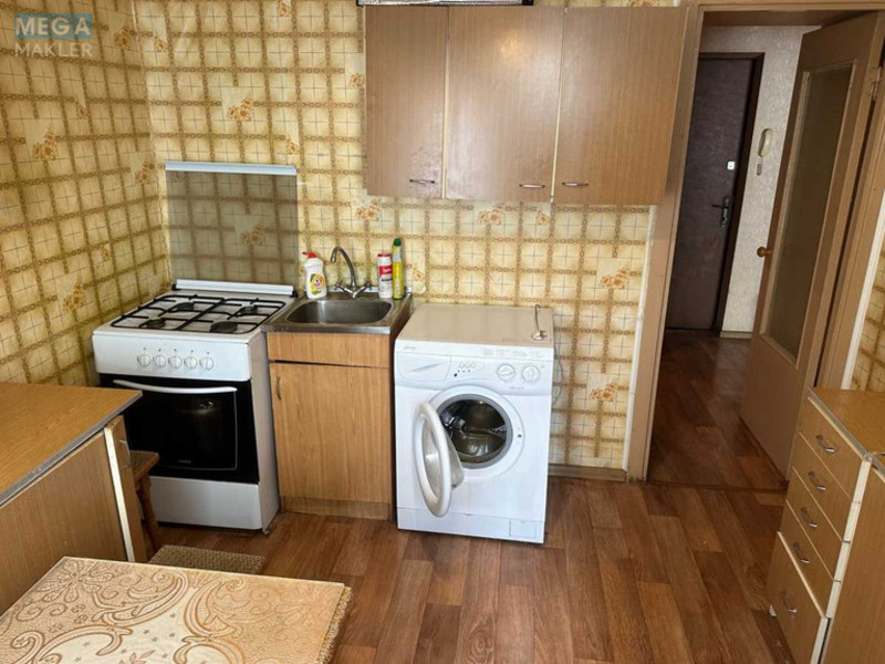 Оренда 1 кімнатної квартири, <a class="location-link" href="/kiev/" title="Недвижимость Київ">Київ</a>, <a class="location-link" href="/kiev/svyatoshinskij/" title="Недвижимость Святошинський район">Святошинський р-н</a>, Гната Юры ул., 14в (изображение 8)