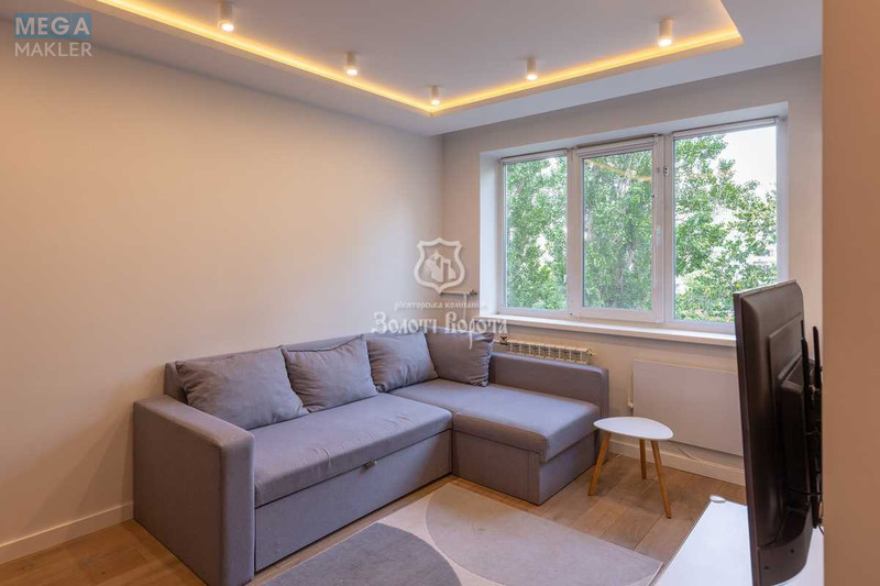 Продаж 2 кімнатної квартири (44,5/29,2/7), 5 пов. 5 пов. будинку, <a class="location-link" href="/kiev/" title="Недвижимость Київ">Київ</a>, <a class="location-link" href="/kiev/dneprovskij/" title="Недвижимость Дніпровський район">Дніпровський р-н</a>, Дарницький бульв., 9 (изображение 2)