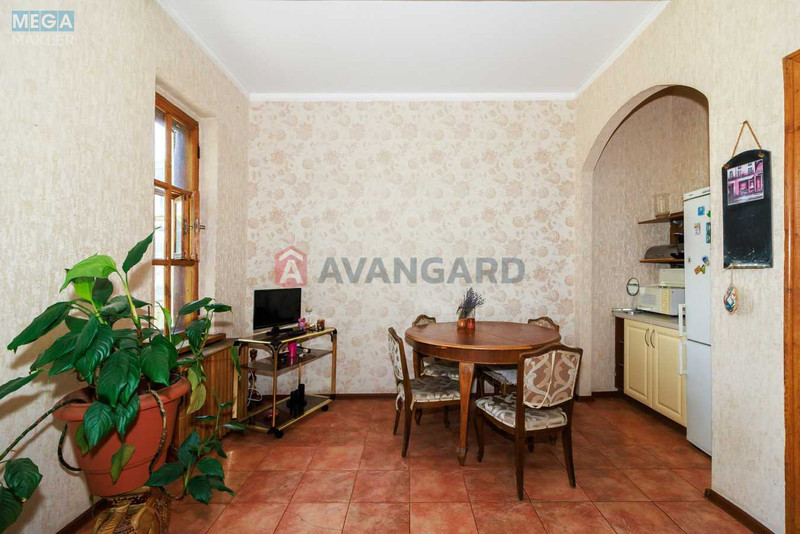 Продаж 4 кімнатної квартири (111,8/68/17,2), 3 пов. 3 пов. будинку, <a class="location-link" href="/kiev/" title="Недвижимость Київ">Київ</a>, <a class="location-link" href="/kiev/pecherskij/" title="Недвижимость Печерський район">Печерський р-н</a>, Михаила Бойчука ул., 1А (изображение 17)