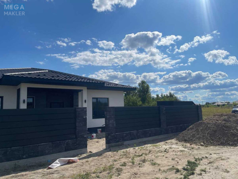 Продаж дома, 1&nbsp; поверх, 115&nbsp;кв.м, 3&nbsp;кімнати, ділянка 7&nbsp;соток, <a class="location-link" href="/zazimya/" title="Недвижимость Зазим'я">Зазим`я</a>, Зазимська (изображение 2)