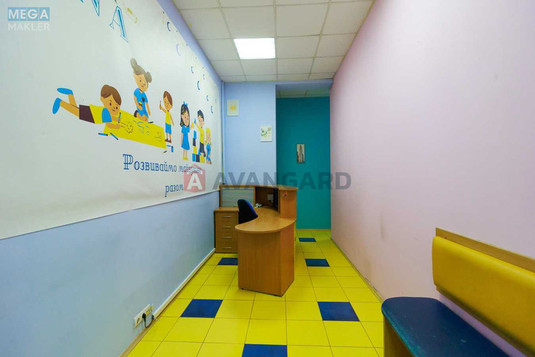 Продаж комерційної нерухомості, 116&nbsp;кв.м, под офис, <a class="location-link" href="/kiev/" title="Недвижимость Київ">Київ</a>, <a class="location-link" href="/kiev/shevchenkovskij/" title="Недвижимость Шевченківський район">Шевченківський р-н</a>, Грекова Академика ул., 3к1 (изображение 5)