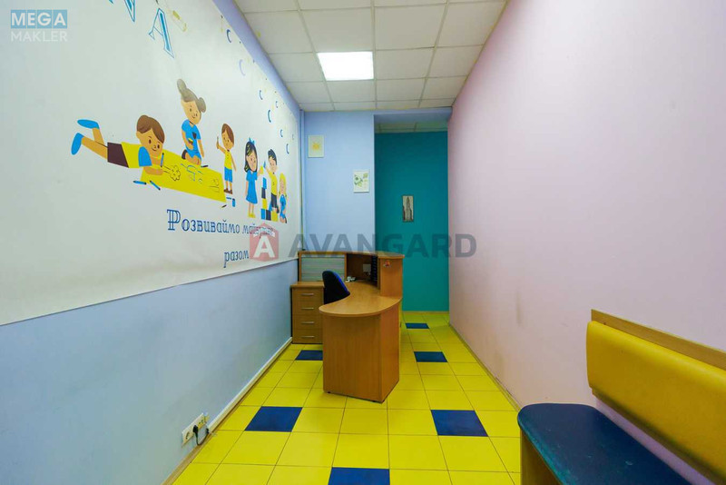Продаж комерційної нерухомості, 116&nbsp;кв.м, под офис, <a class="location-link" href="/kiev/" title="Недвижимость Київ">Київ</a>, <a class="location-link" href="/kiev/shevchenkovskij/" title="Недвижимость Шевченківський район">Шевченківський р-н</a>, Грекова Академика ул., 3к1 (изображение 5)