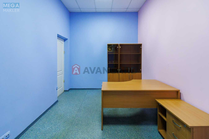 Продаж комерційної нерухомості, 116&nbsp;кв.м, под офис, <a class="location-link" href="/kiev/" title="Недвижимость Київ">Київ</a>, <a class="location-link" href="/kiev/shevchenkovskij/" title="Недвижимость Шевченківський район">Шевченківський р-н</a>, Грекова Академика ул., 3к1 (изображение 9)