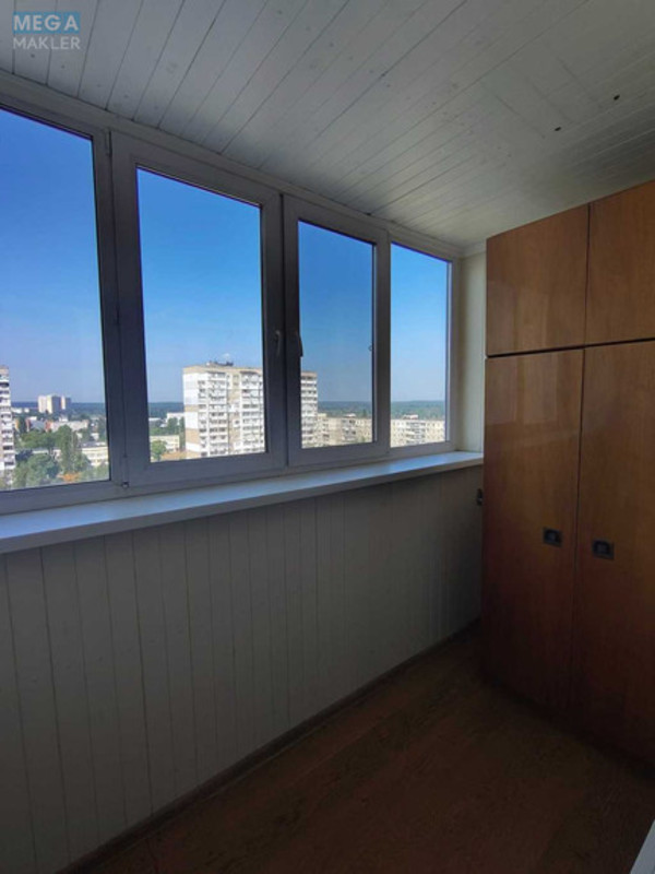 Продаж 3 кімнатної квартири (72,9/?/8,5), 12 пов. 16 пов. будинку, <a class="location-link" href="/kiev/" title="Недвижимость Київ">Київ</a>, <a class="location-link" href="/kiev/obolonskij/" title="Недвижимость Оболонський район">Оболонський р-н</a>, Озерна вул., 18 (изображение 6)