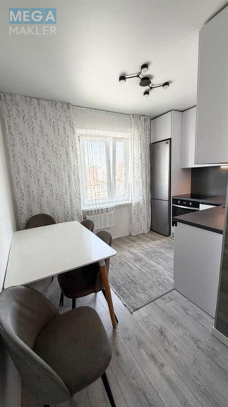 Продаж 2 кімнатної квартири (53/30/8), 14 пов. 16 пов. будинку, <a class="location-link" href="/kiev/" title="Недвижимость Київ">Київ</a>, <a class="location-link" href="/kiev/desnyanskij/" title="Недвижимость Деснянський район">Деснянський р-н</a>, Владимира Маяковского просп., 52 (изображение 6)