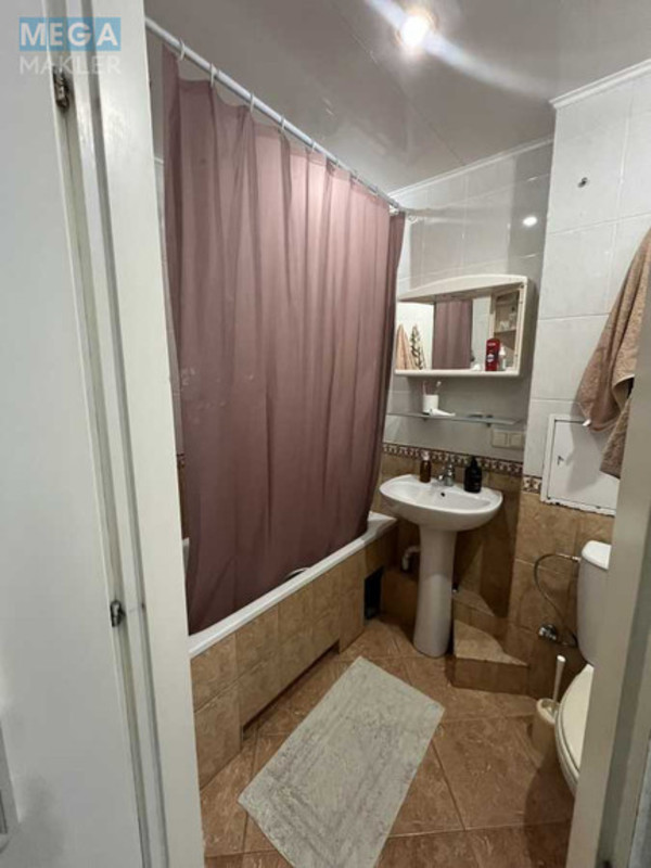 Продаж 2 кімнатної квартири (45/?/7), 6 пов. 9 пов. будинку, <a class="location-link" href="/kiev/" title="Недвижимость Київ">Київ</a>, <a class="location-link" href="/kiev/goloseevskij/" title="Недвижимость Голосіївський район">Голосіївський р-н</a>, Жилянська вул., 45 (изображение 6)