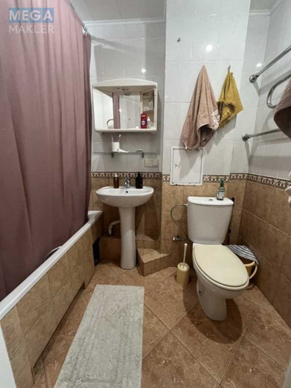 Продаж 2 кімнатної квартири (45/?/7), 6 пов. 9 пов. будинку, <a class="location-link" href="/kiev/" title="Недвижимость Київ">Київ</a>, <a class="location-link" href="/kiev/goloseevskij/" title="Недвижимость Голосіївський район">Голосіївський р-н</a>, Жилянська вул., 45 (изображение 7)