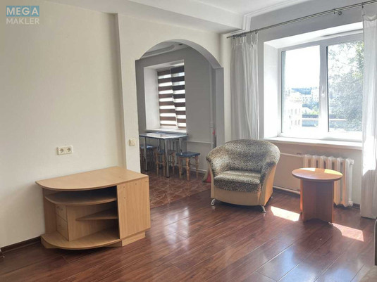 Продаж 2 кімнатної квартири (45/?/7), 6 пов. 9 пов. будинку, <a class="location-link" href="/kiev/" title="Недвижимость Київ">Київ</a>, <a class="location-link" href="/kiev/goloseevskij/" title="Недвижимость Голосіївський район">Голосіївський р-н</a>, Жилянська вул., 45 (изображение 11)