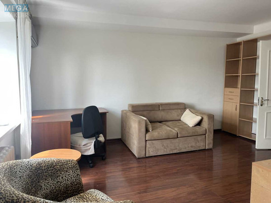 Продаж 2 кімнатної квартири (45/?/7), 6 пов. 9 пов. будинку, <a class="location-link" href="/kiev/" title="Недвижимость Київ">Київ</a>, <a class="location-link" href="/kiev/goloseevskij/" title="Недвижимость Голосіївський район">Голосіївський р-н</a>, Жилянська вул., 45 (изображение 12)
