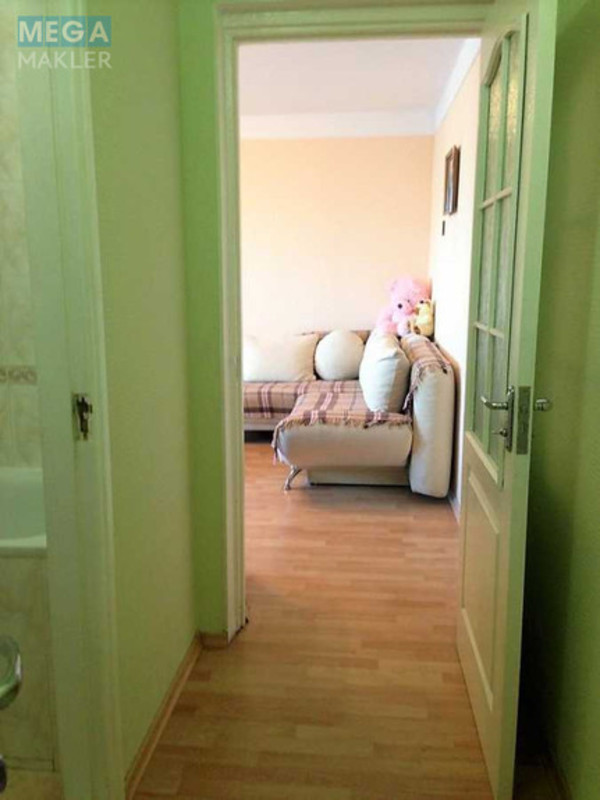 Оренда 1 кімнатної квартири, <a class="location-link" href="/kiev/" title="Недвижимость Київ">Київ</a>, <a class="location-link" href="/kiev/shevchenkovskij/" title="Недвижимость Шевченківський район">Шевченківський р-н</a>, Підгірна вул., 3 (изображение 8)