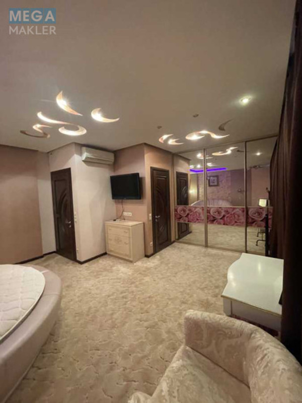 Оренда 3 кімнатної квартири, <a class="location-link" href="/kiev/" title="Недвижимость Київ">Київ</a>, <a class="location-link" href="/kiev/solomenskij/" title="Недвижимость Солом'янський район">Солом'янський р-н</a>, Кудряшова ул., 20г (изображение 3)