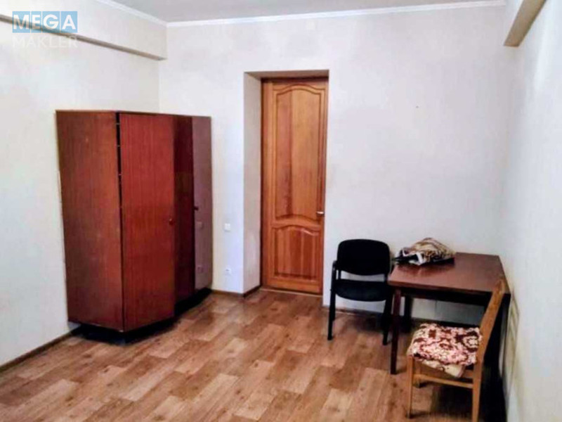 Оренда кімнати (підселення), <a class="location-link" href="/odessa/" title="Недвижимость Одеса">Одеса</a>, <a class="location-link" href="/odessa/suvorovskij/" title="Недвижимость Суворовський район">Суворовський р-н</a>, Плыгуна, 5 (изображение 2)
