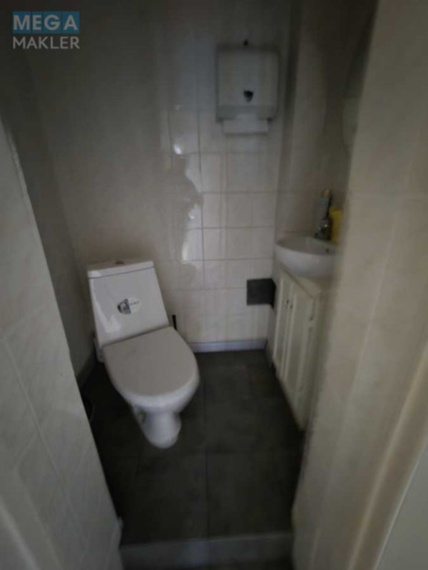 Продаж комерційної нерухомості, 184&nbsp;кв.м, под магазин, <a class="location-link" href="/kiev/" title="Недвижимость Київ">Київ</a>, <a class="location-link" href="/kiev/shevchenkovskij/" title="Недвижимость Шевченківський район">Шевченківський р-н</a>, Ярославів Вал вул., 30/18 (изображение 15)