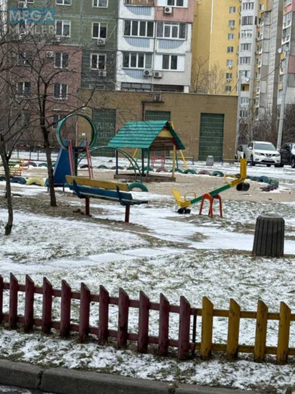Продаж 1 кімнатної квартири (35/17/9), 4 пов. 10 пов. будинку, <a class="location-link" href="/cherkassi/" title="Недвижимость Черкаси">Черкаси</a>, <a class="location-link" href="/cherkassi/pridneprovskij/" title="Недвижимость Придніпровський район">Придніпровський р-н</a>, Героїв Днепра, 81 (изображение 16)