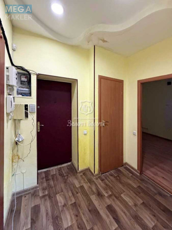 Продаж 2 кімнатної квартири (48,2/21/8), 1 пов. 4 пов. будинку, <a class="location-link" href="/kiev/" title="Недвижимость Київ">Київ</a>, <a class="location-link" href="/kiev/shevchenkovskij/" title="Недвижимость Шевченківський район">Шевченківський р-н</a>, Гоголівська вул., 32б (изображение 9)