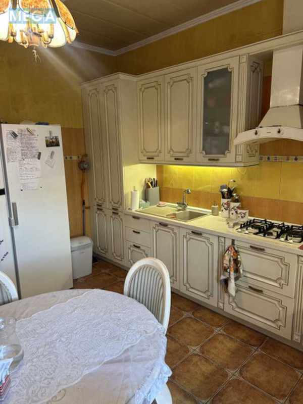 Продаж дома, 2&nbsp;поверху, 327&nbsp;кв.м, 6&nbsp;кімнат, ділянка 15&nbsp;соток, <a class="location-link" href="/ivankovichi/" title="Недвижимость Іванковичі">Іванковичі</a>, Садова (изображение 18)