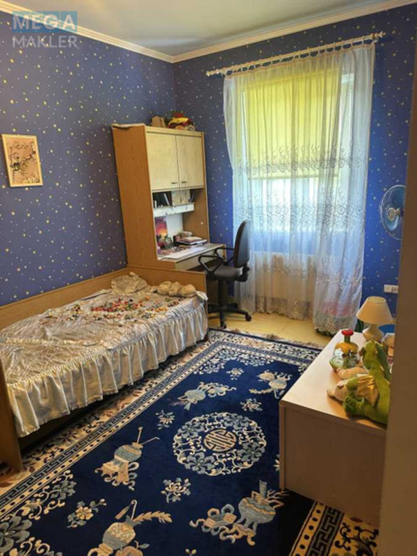 Продаж дома, 2&nbsp;поверху, 327&nbsp;кв.м, 6&nbsp;кімнат, ділянка 15&nbsp;соток, <a class="location-link" href="/ivankovichi/" title="Недвижимость Іванковичі">Іванковичі</a>, Садова (изображение 23)