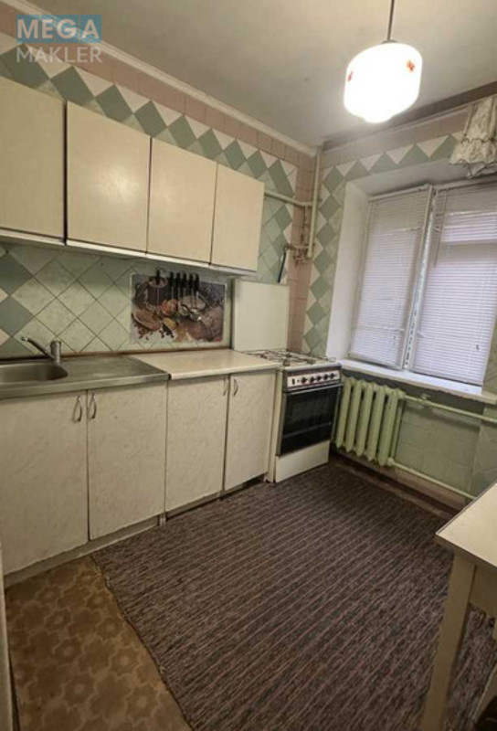 Продаж 2 кімнатної квартири (46/30/7), 1 пов. 5 пов. будинку, <a class="location-link" href="/kiev/" title="Недвижимость Київ">Київ</a>, <a class="location-link" href="/kiev/podolskij/" title="Недвижимость Подільський район">Подільський р-н</a>, Тульчинська вул., 9б (изображение 2)