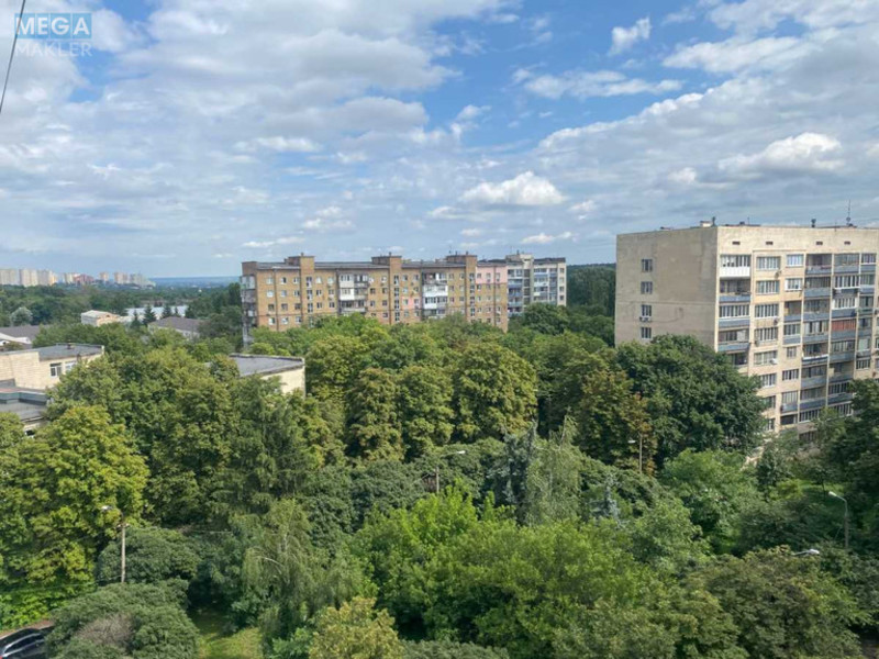 Продаж 1 кімнатної квартири (38/21/7), 9 пов. 9 пов. будинку, <a class="location-link" href="/kiev/" title="Недвижимость Київ">Київ</a>, <a class="location-link" href="/kiev/goloseevskij/" title="Недвижимость Голосіївський район">Голосіївський р-н</a>, Полковника Потехина ул., 12 (изображение 15)