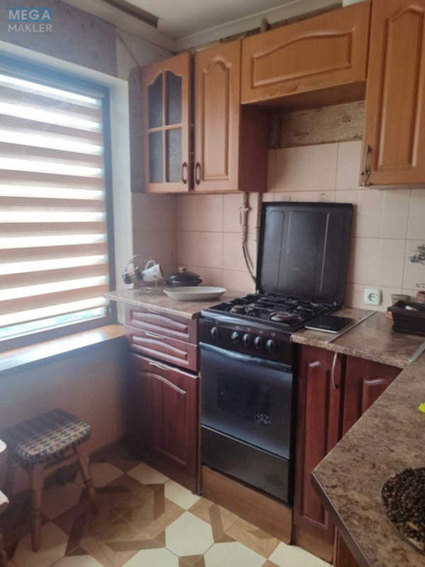 Оренда 3 кімнатної квартири, <a class="location-link" href="/kiev/" title="Недвижимость Київ">Київ</a>, <a class="location-link" href="/kiev/svyatoshinskij/" title="Недвижимость Святошинський район">Святошинський р-н</a>, Зодчих ул. (изображение 7)