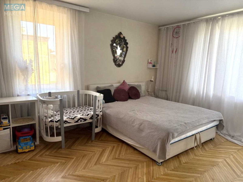 Продаж 1 кімнатної квартири (36,5/20/7), 5 пов. 5 пов. будинку, <a class="location-link" href="/kiev/" title="Недвижимость Київ">Київ</a>, <a class="location-link" href="/kiev/shevchenkovskij/" title="Недвижимость Шевченківський район">Шевченківський р-н</a>, Уссурийская ул., 6 (изображение 2)