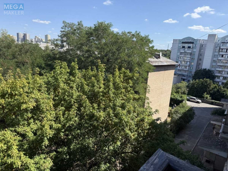 Продаж 1 кімнатної квартири (36,5/20/7), 5 пов. 5 пов. будинку, <a class="location-link" href="/kiev/" title="Недвижимость Київ">Київ</a>, <a class="location-link" href="/kiev/shevchenkovskij/" title="Недвижимость Шевченківський район">Шевченківський р-н</a>, Уссурийская ул., 6 (изображение 11)