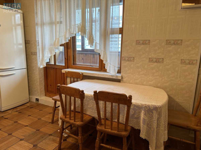 Оренда 3 кімнатної квартири, <a class="location-link" href="/kiev/" title="Недвижимость Київ">Київ</a>, <a class="location-link" href="/kiev/darnickij/" title="Недвижимость Дарницький район">Дарницький р-н</a>, Бориса Гмыри ул., 5 (изображение 8)