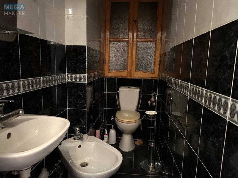 Оренда 3 кімнатної квартири, <a class="location-link" href="/kiev/" title="Недвижимость Київ">Київ</a>, <a class="location-link" href="/kiev/darnickij/" title="Недвижимость Дарницький район">Дарницький р-н</a>, Бориса Гмыри ул., 5 (изображение 18)