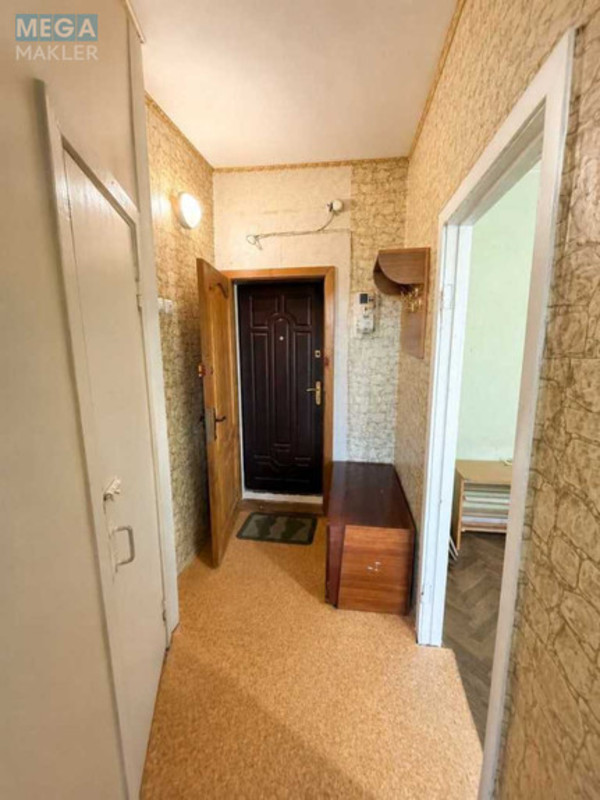 Продаж 1 кімнатної квартири (30,3/17,2/6,8), 5 пов. 5 пов. будинку, <a class="location-link" href="/kiev/" title="Недвижимость Київ">Київ</a>, <a class="location-link" href="/kiev/dneprovskij/" title="Недвижимость Дніпровський район">Дніпровський р-н</a>, Харківське шосе, 1 (изображение 4)