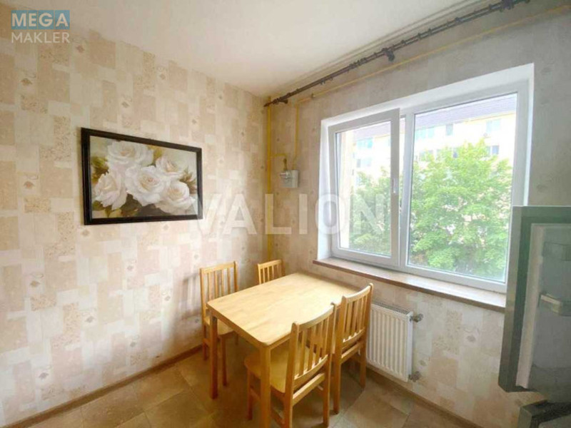 Продаж 1 кімнатної квартири (41/20/9), 2 пов. 5 пов. будинку, <a class="location-link" href="/sofievskaya-borshagovka/" title="Недвижимость Софіївська Борщагівка">Софіївська Борщагівка</a>, Амосова, 7 (изображение 3)