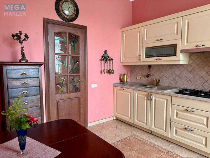 Продаж 2 кімнатної квартири (85,8/38/14), 3 пов. 9 пов. будинку, <a class="location-link" href="/kiev/" title="Недвижимость Київ">Київ</a>, <a class="location-link" href="/kiev/pecherskij/" title="Недвижимость Печерський район">Печерський р-н</a>, Виноградный пер., 4 (изображение 7)