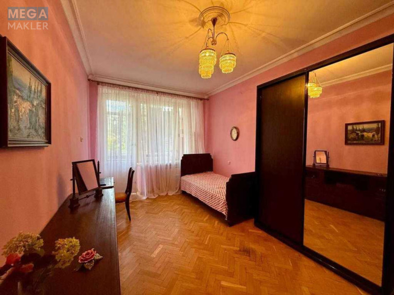 Продаж 2 кімнатної квартири (85,8/38/14), 3 пов. 9 пов. будинку, <a class="location-link" href="/kiev/" title="Недвижимость Київ">Київ</a>, <a class="location-link" href="/kiev/pecherskij/" title="Недвижимость Печерський район">Печерський р-н</a>, Виноградный пер., 4 (изображение 16)