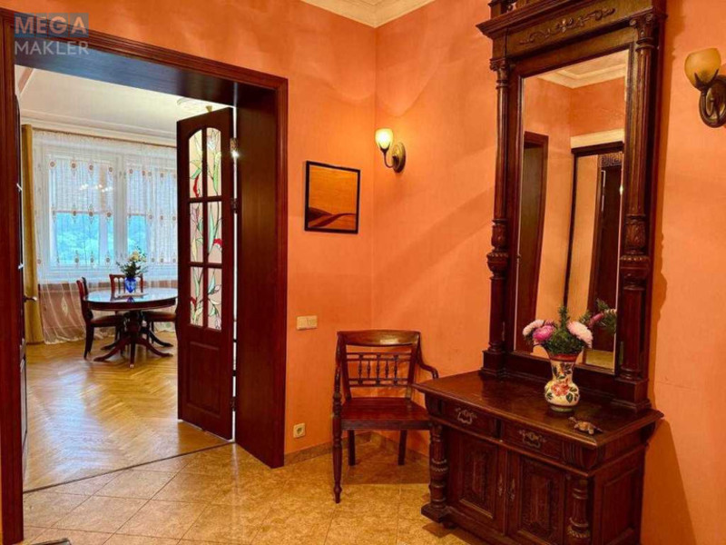 Продаж 2 кімнатної квартири (85,8/38/14), 3 пов. 9 пов. будинку, <a class="location-link" href="/kiev/" title="Недвижимость Київ">Київ</a>, <a class="location-link" href="/kiev/pecherskij/" title="Недвижимость Печерський район">Печерський р-н</a>, Виноградный пер., 4 (изображение 21)