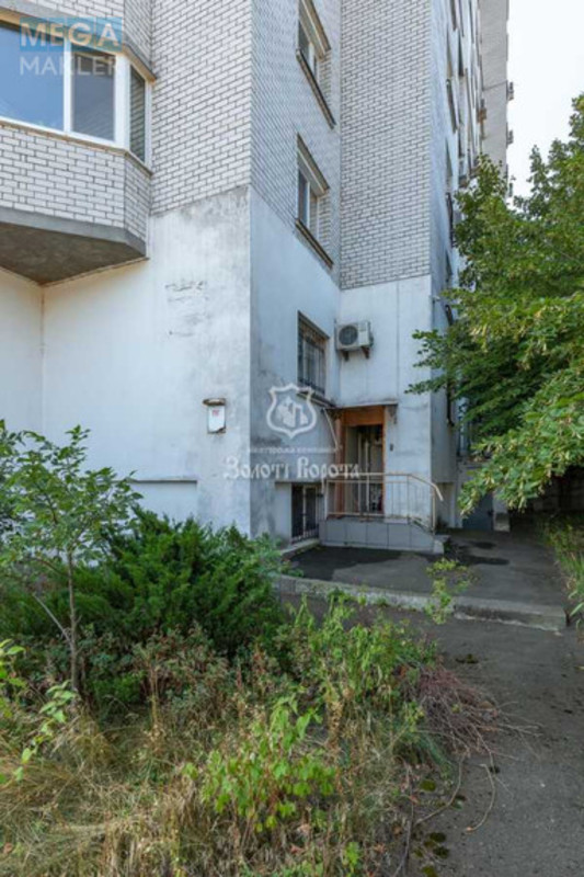 Продаж 2 кімнатної квартири (88,4/39,9/13,9), 1 пов. 14 пов. будинку, <a class="location-link" href="/kiev/" title="Недвижимость Київ">Київ</a>, <a class="location-link" href="/kiev/podolskij/" title="Недвижимость Подільський район">Подільський р-н</a>, Осиповського вул., 9 (изображение 17)