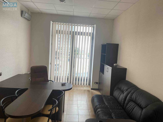Оренда комерційної нерухомості, 21,80&nbsp;кв.м, под офис, <a class="location-link" href="/kiev/" title="Недвижимость Київ">Київ</a>, <a class="location-link" href="/kiev/darnickij/" title="Недвижимость Дарницький район">Дарницький р-н</a>, Днепровская наб., 14 (изображение 3)