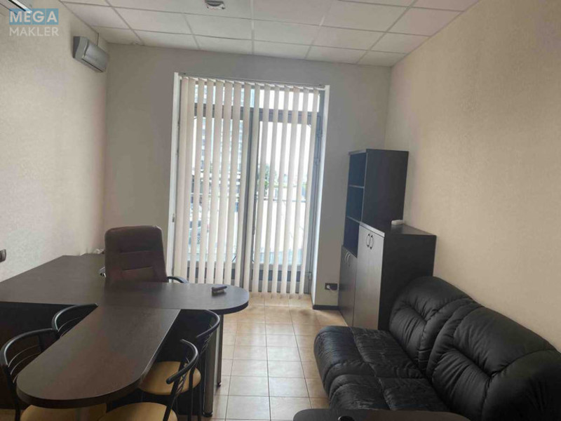 Оренда комерційної нерухомості, 21,80&nbsp;кв.м, под офис, <a class="location-link" href="/kiev/" title="Недвижимость Київ">Київ</a>, <a class="location-link" href="/kiev/darnickij/" title="Недвижимость Дарницький район">Дарницький р-н</a>, Днепровская наб., 14 (изображение 3)