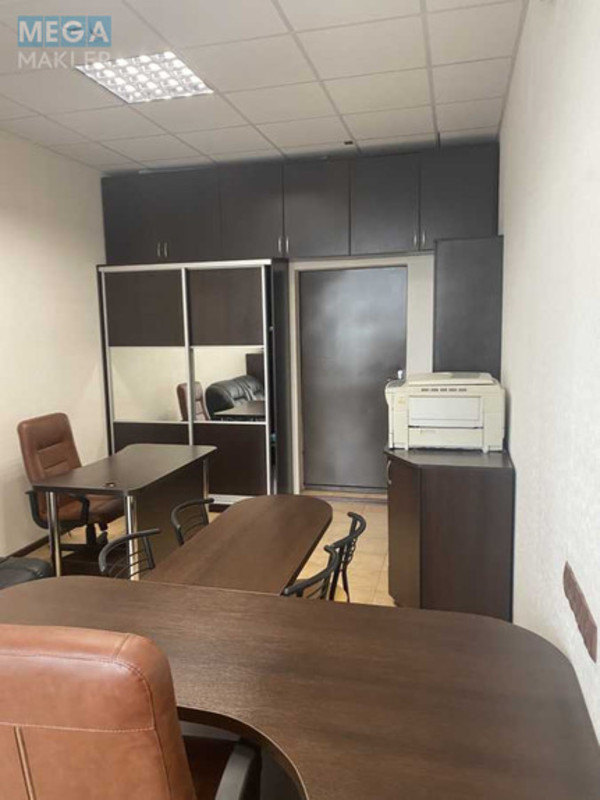 Оренда комерційної нерухомості, 21,80&nbsp;кв.м, под офис, <a class="location-link" href="/kiev/" title="Недвижимость Київ">Київ</a>, <a class="location-link" href="/kiev/darnickij/" title="Недвижимость Дарницький район">Дарницький р-н</a>, Днепровская наб., 14 (изображение 6)